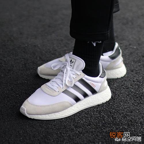 Adidas的boost系列哪款踩屎感强？