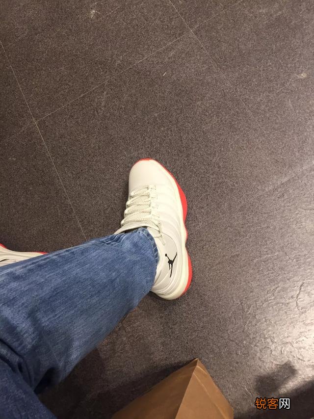 有哪些走路舒服的篮球鞋值得推荐？