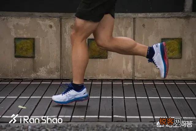 你们觉得最舒服的鞋是哪双？