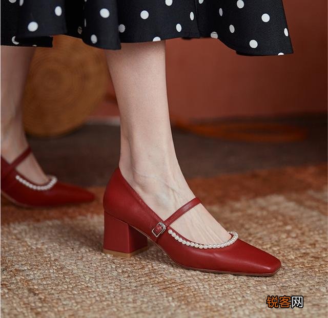 什么牌子的鞋子比较好？