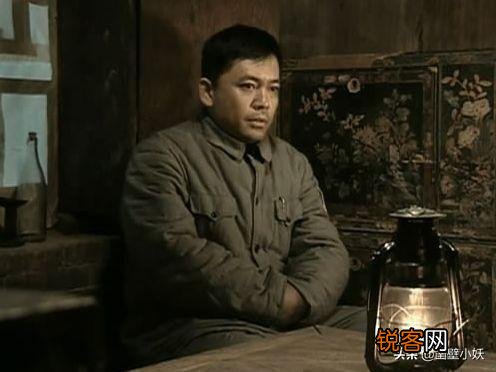电视剧《亮剑》中的李云龙跟几任政委都合不来,为什么和赵刚却成了最佳搭档？