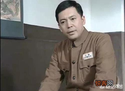 电视剧《亮剑》中的李云龙跟几任政委都合不来,为什么和赵刚却成了最佳搭档？