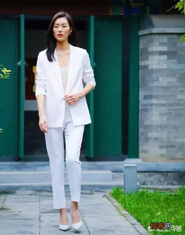什么样的鞋子最容易穿出高级感？