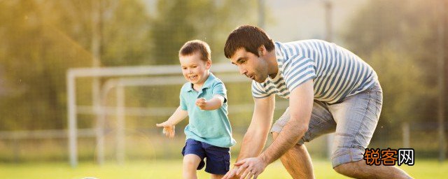 小孩子接受不了批评怎么办 小孩子接受不了批评怎么改善