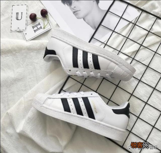 有什么比较舒适的小白鞋、平板鞋推荐？