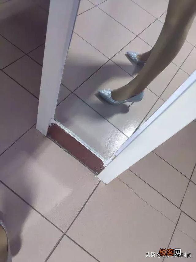 大家有哪些好穿不累脚的高跟鞋品牌推荐？