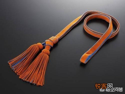 日军指挥官为何人手一把军刀？