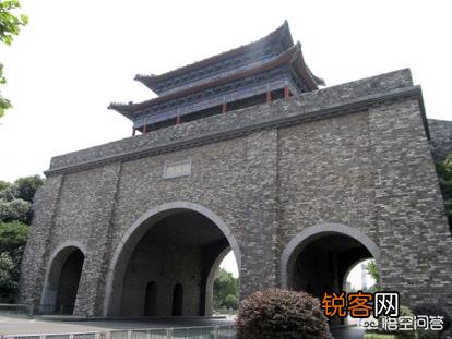 南京明城墙暗堡里,为何藏着一把欧洲刺刀？