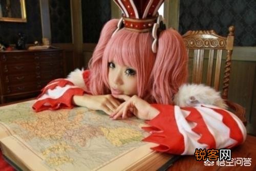 有哪些《海贼王》的神还原cosplay？