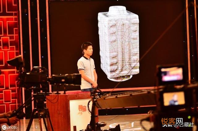 鉴宝节目专家靠目测上手观其外表鉴定可靠吗？图片鉴定靠谱吗？