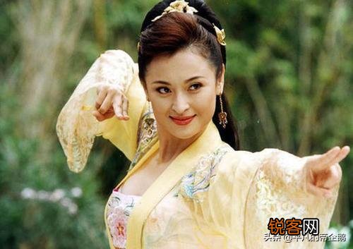 王语嫣养父,钟灵养父钟万仇,这些都是傻子？自己妻子不是清白之身都不知道？