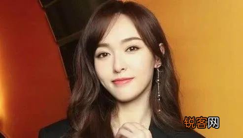 有哪些五官精致,肤白貌美的美女明星？