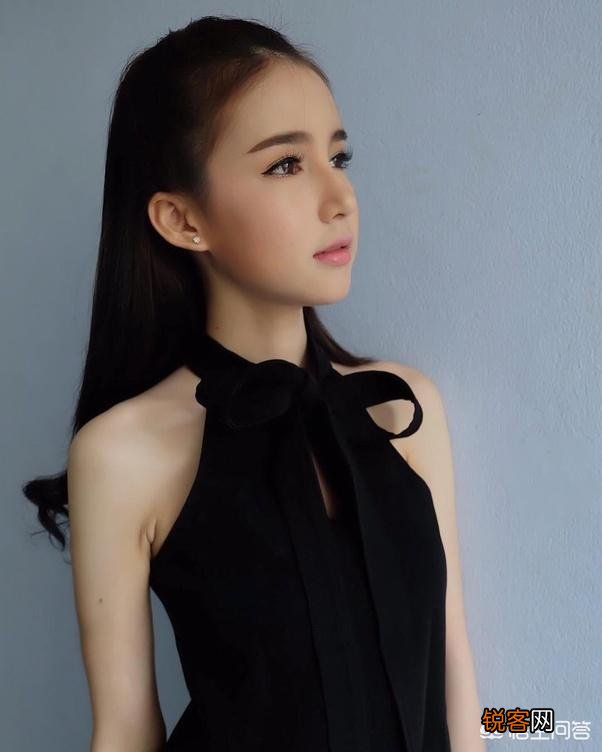 如何区别人妖和女人?