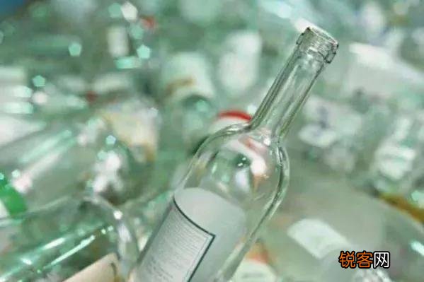 有没有不违法,月收入在15000左右的工作求介绍不怕苦不怕累？
