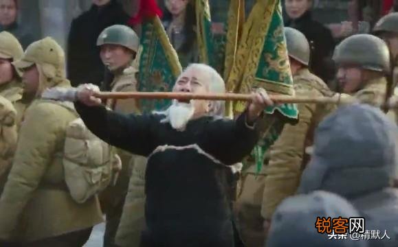 《新世界》关老爷子疯了吗？你怎么看？
