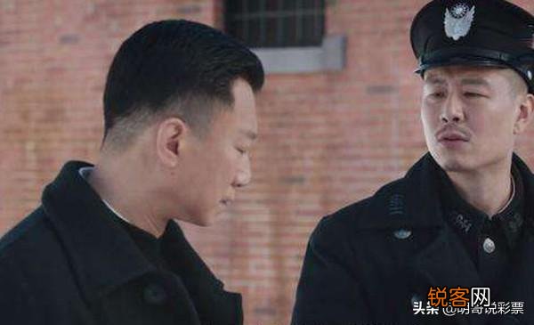 在《新世界》里,十七是否喜欢田丹呢？