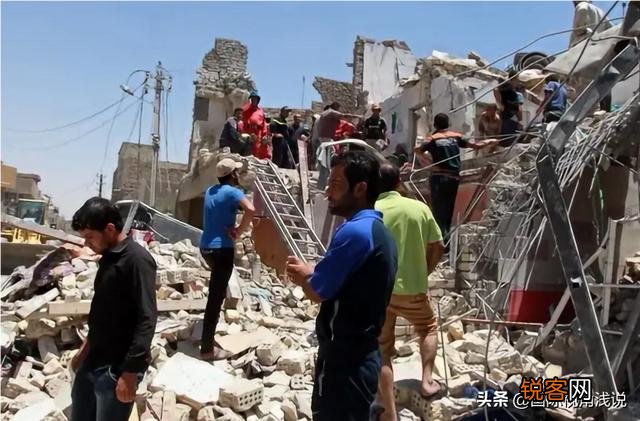 伊拉克内乱造成6000人伤亡,多人头部心脏中弹,有人怀疑是狙击手所为,凶手会是谁？