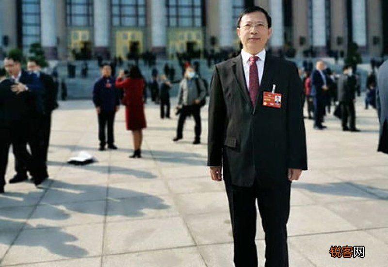 信思金委员：提高毕业生与就业岗位匹配度
