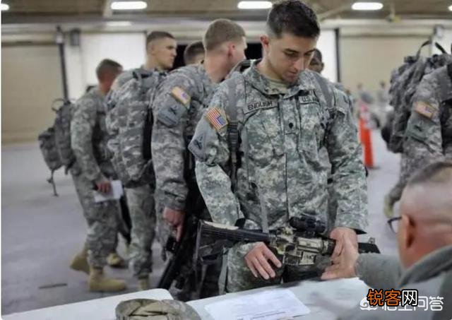 伊拉克政府军已经达60万,都是美国装备起来的,美国为什么还不肯从伊拉克撤军呢？