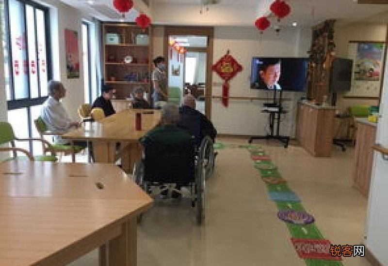 新疆：打造家门口的养老服务圈