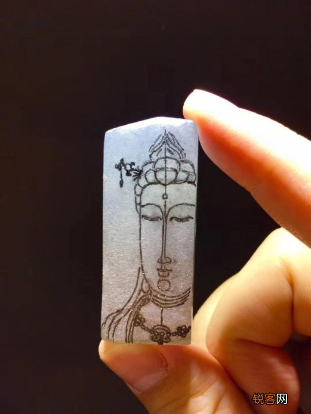岫岩玉的鉴别方法有哪些？如何鉴别才高效准确？