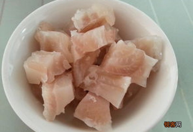 猪皮冻能放冰箱里冷冻吗