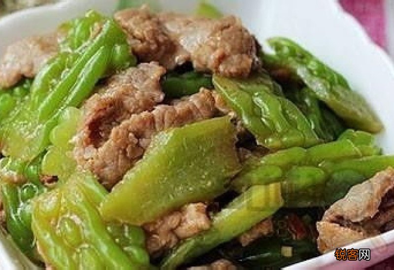 牛肉和苦瓜能一起吃吗