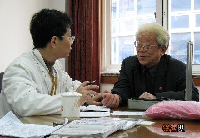 五险一金变“六险二金”?新增的一险一金是什么,到底有啥作用?