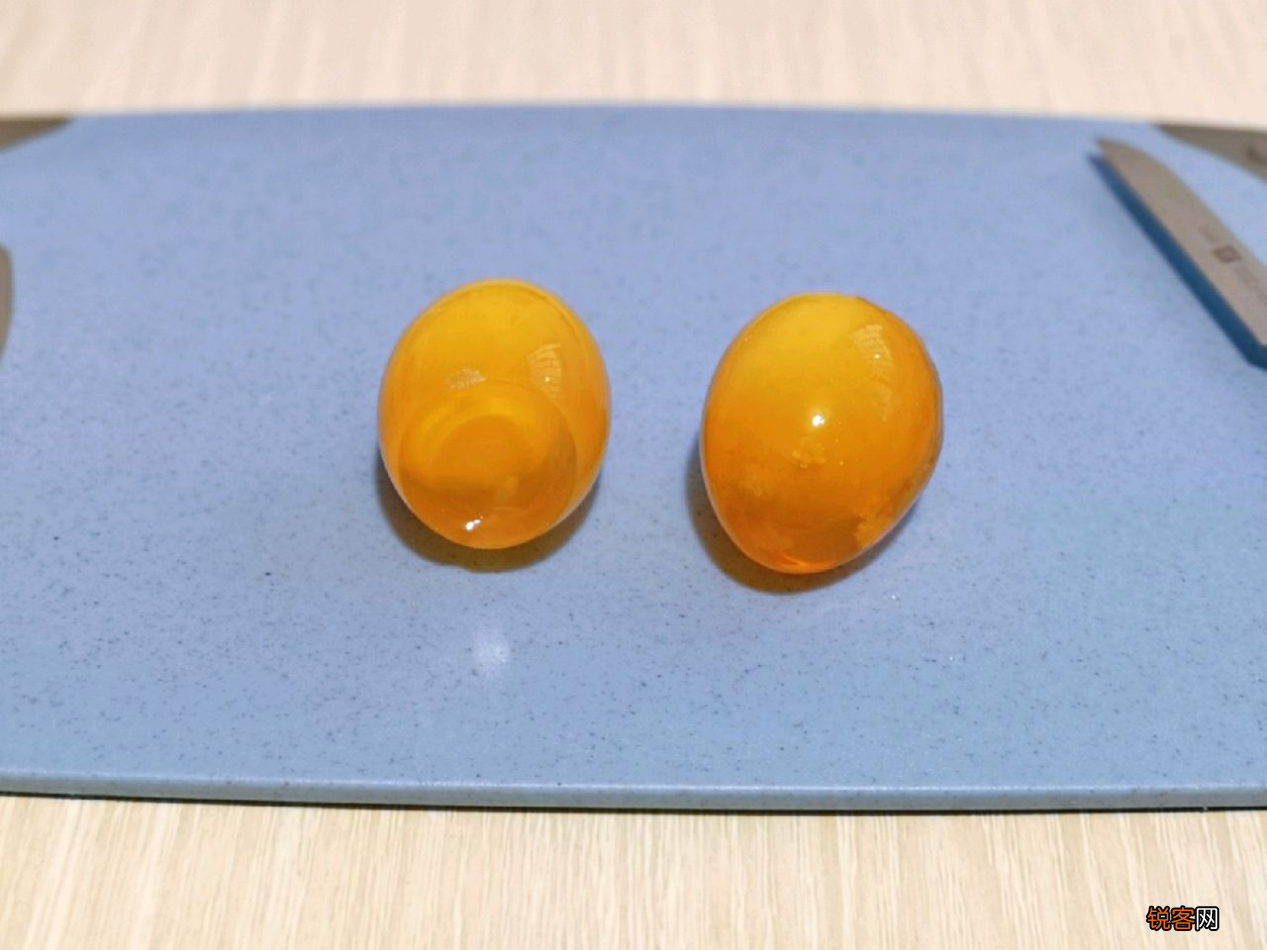 皮蛋豆腐的做法 爽口好吃味道赞