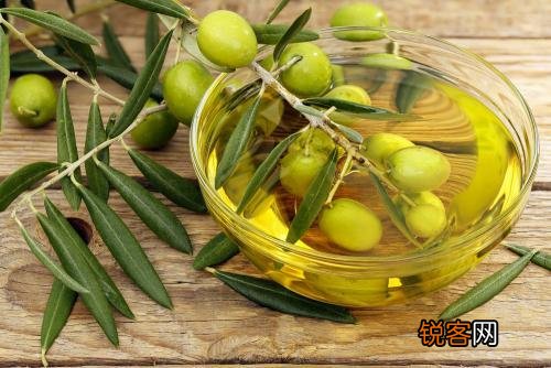 自制发膜拯救干枯头发 效果远超护发素