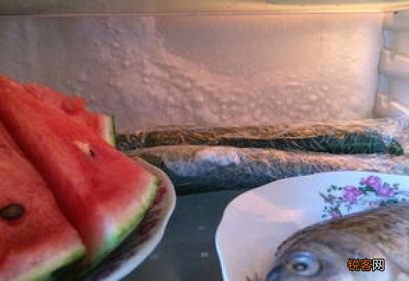 直冷冰箱冷藏室结冰正常吗