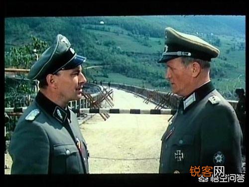 南斯拉夫电影《桥》,大概是什么内容？