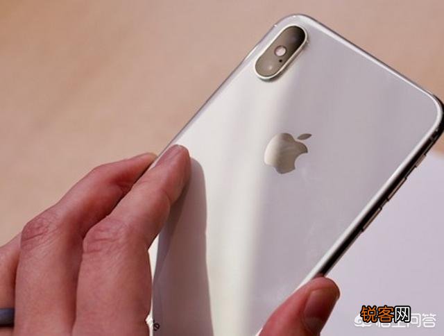 iphone X价格再次刷新,现在6000左右,是否值得购买？