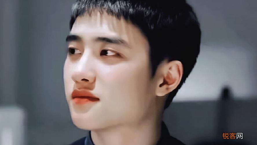 EXO12位成员现状 黄子韬回家继承父业，鹿晗因恋爱打烂一手好牌