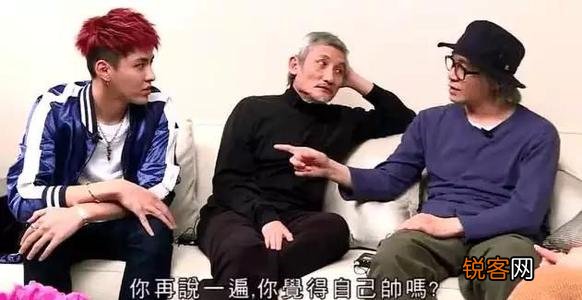 EXO12位成员现状 黄子韬回家继承父业，鹿晗因恋爱打烂一手好牌