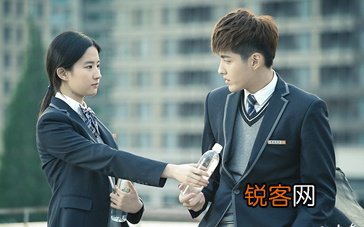 EXO12位成员现状 黄子韬回家继承父业，鹿晗因恋爱打烂一手好牌