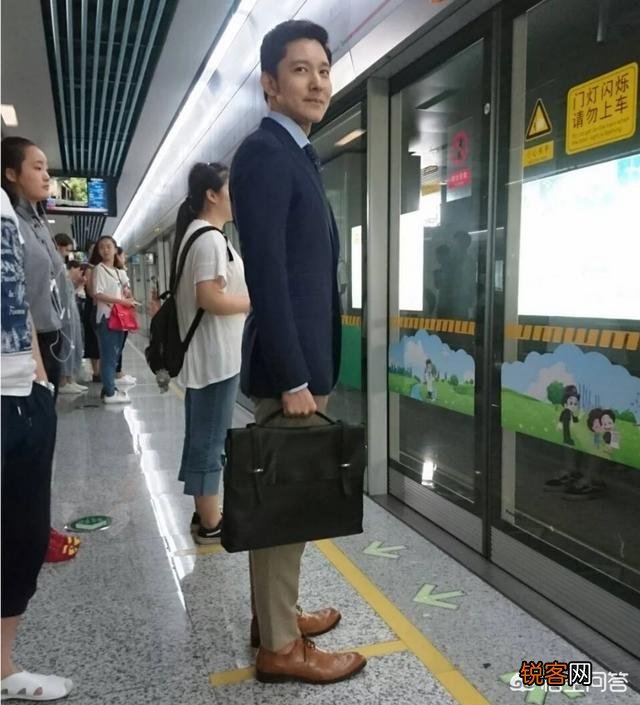 娱乐圈谁演霸道总裁不会让你有违和感？
