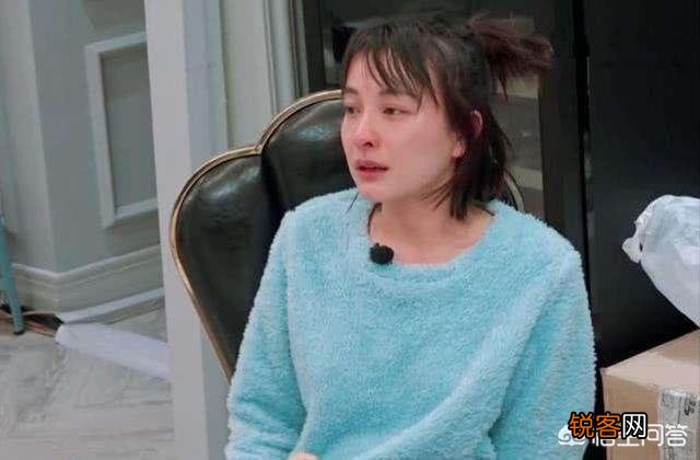 如何看待吴昕在闲鱼上卖掉钟汉良送的礼物？