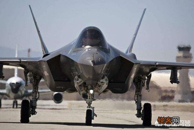 土耳其寻求替代美国的F-35隐形战斗机的工作已准备就绪,报价正在到来！真买苏57？