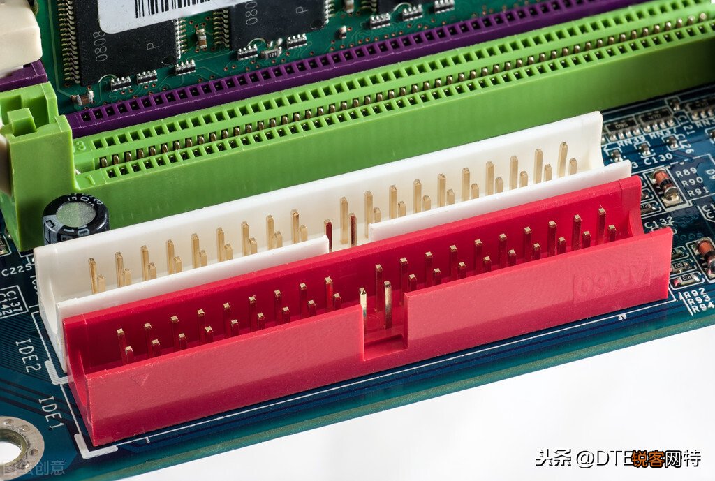 PCI-E插槽和PCI插槽的区别 需要掌握的有4点