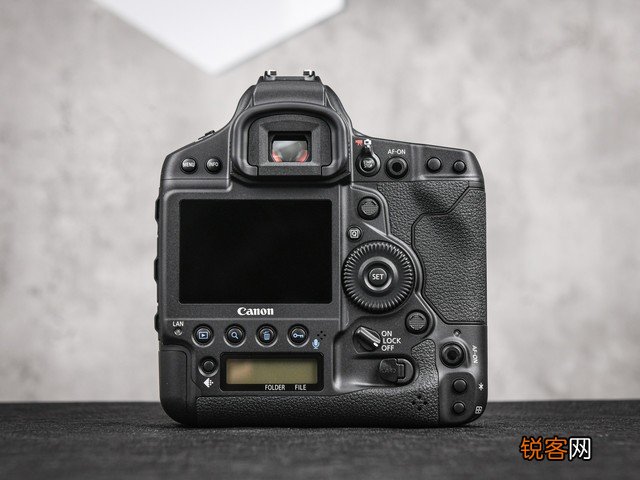 佳能打鸟相机推荐 佳能1D X旗舰单反什么时候上市的
