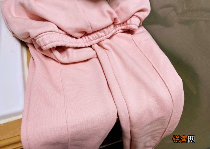 丢掉100件衣服后我学会了衣柜管理