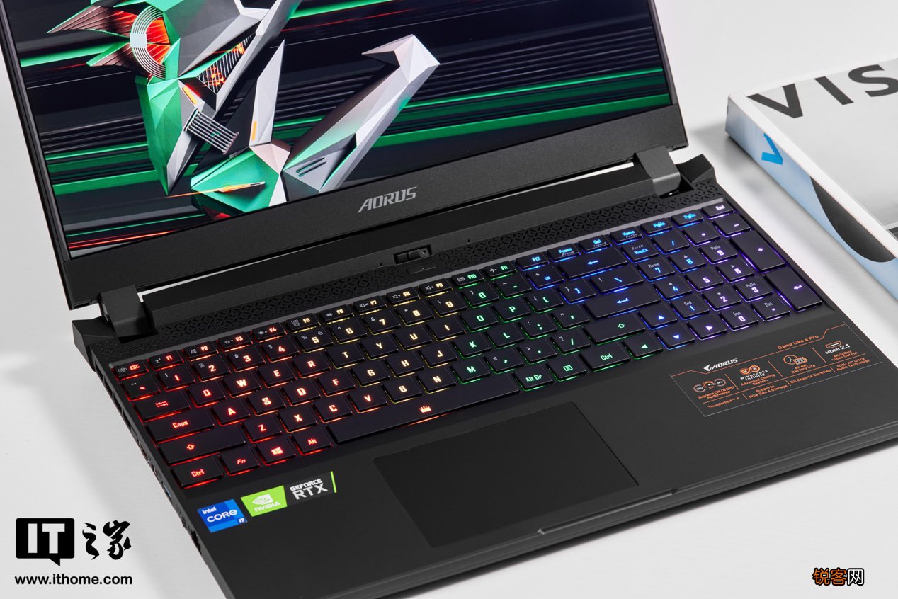 酷睿i7游戏本参数配置 技嘉AORUS 15P XD价格