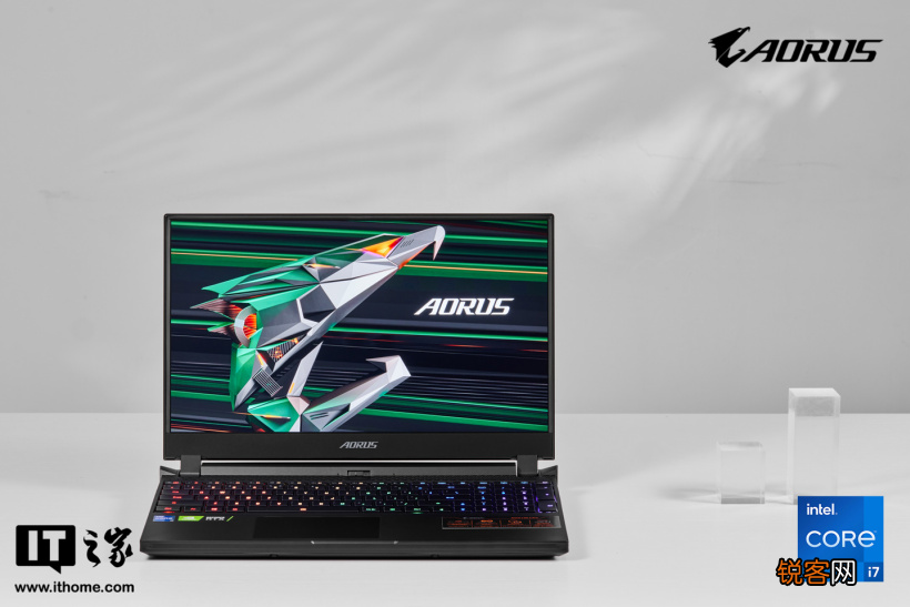 酷睿i7游戏本参数配置 技嘉AORUS 15P XD价格