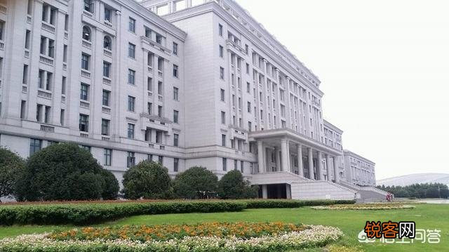 四川省排在前十位的高中有哪些？在全国有哪些影响力？