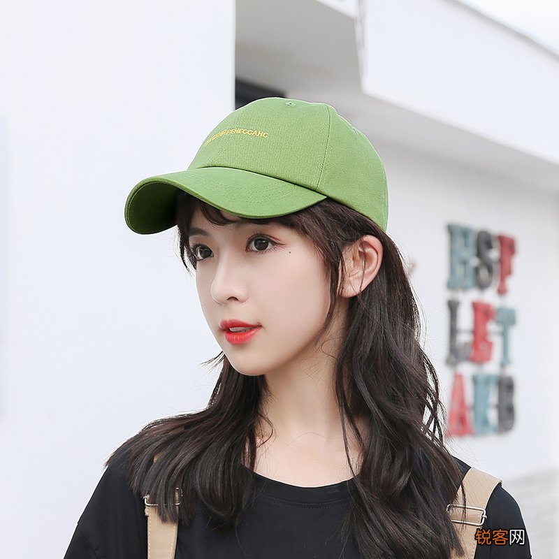 2022年春流行穿衣搭配 香菜绿，清新又高级，这么穿太美了