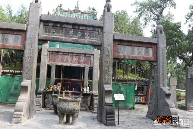 头葬河南,身葬湖北,摸金校尉敬而远之,关羽墓为什么千年未盗？