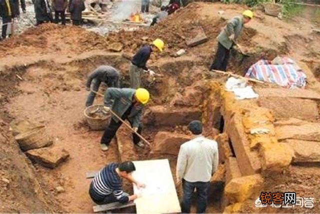 头葬河南,身葬湖北,摸金校尉敬而远之,关羽墓为什么千年未盗？