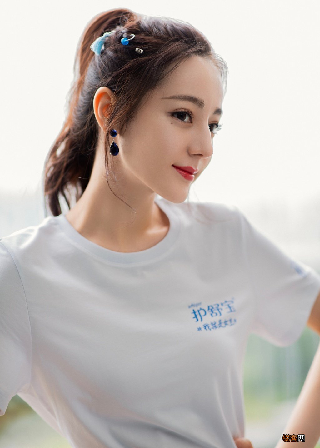 如何找到适合自己的发型 脸大、脸圆的女生，一定要试试这5款发型，气质显脸小