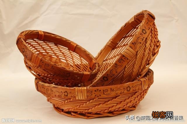 路边可以摆摊好,还是不摆摊好,为什么？合法你愿意摆摊吗？